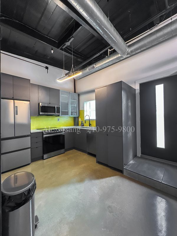 Foto del edificio - 811 Montana St