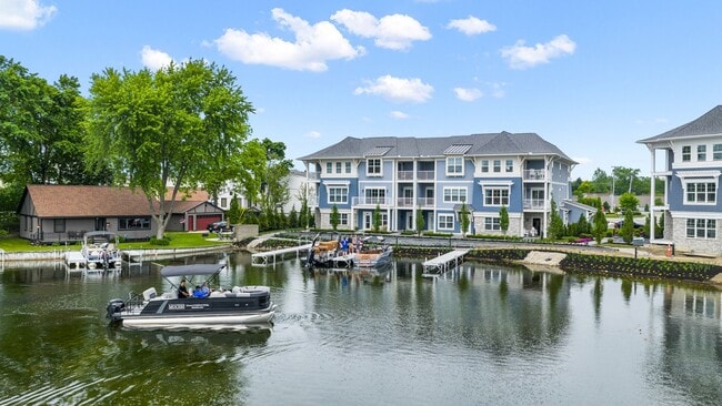 Interior Photo - Mystic Cove