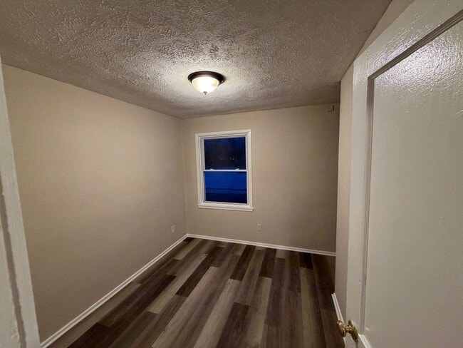 Foto del edificio - 863-863 N Central Dr