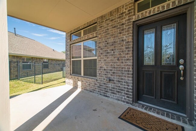 Building Photo - 8 Florentino Vine Pl