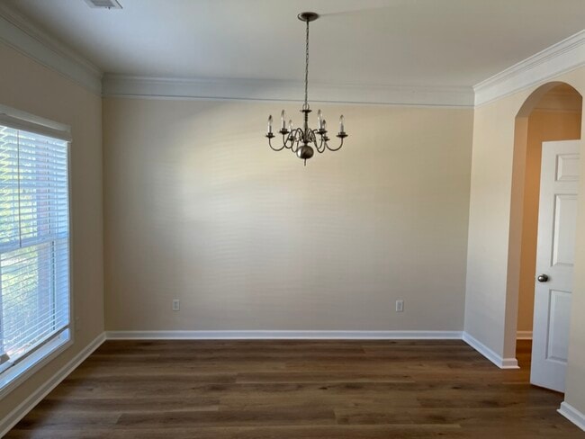 Building Photo - 509 Briar Jump Ln