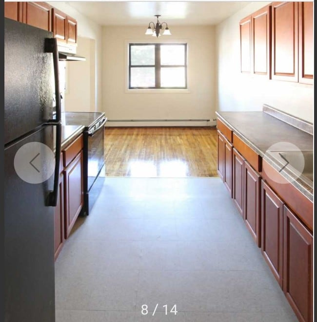 Kitchen/dining room - 13 Laurel Ave