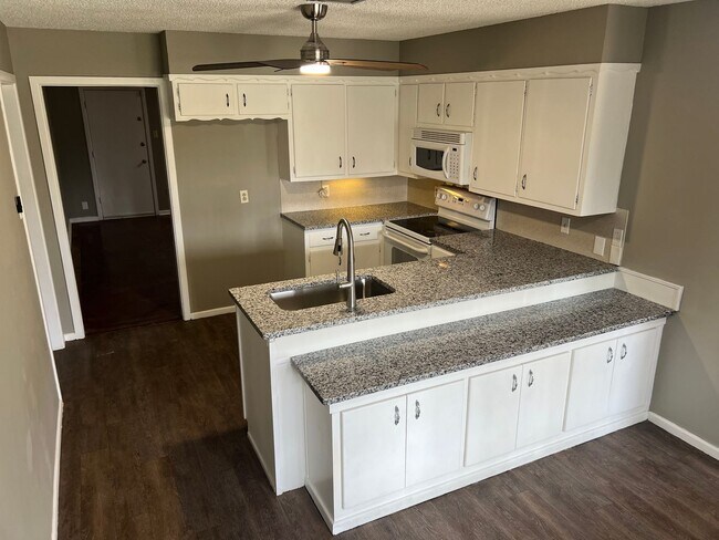 Building Photo - 5512 8th Place