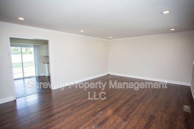 Building Photo - 49 Granite Ln