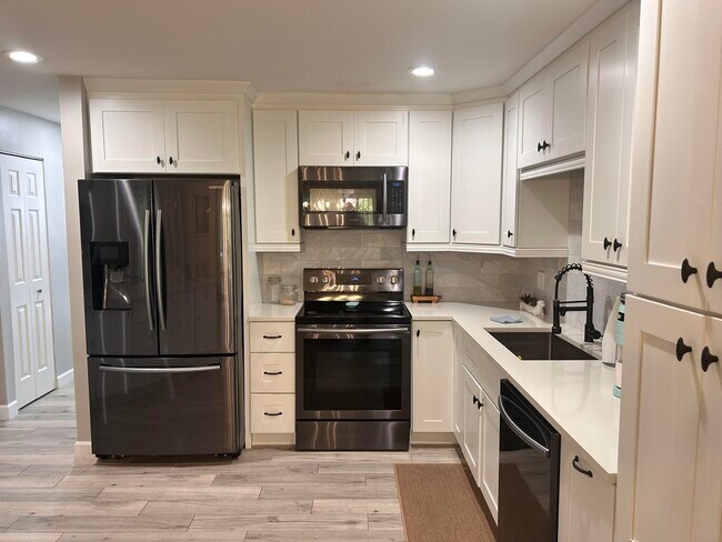 Foto del edificio - 5710 Coach House Cir