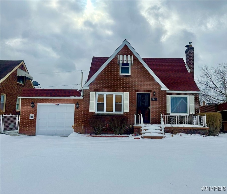 Foto principal - 107 Campbell Rd