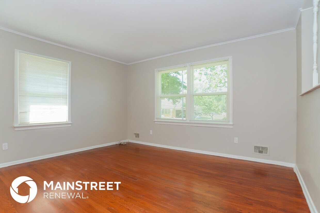 Primary Photo - 16016 E 37 Terrace S