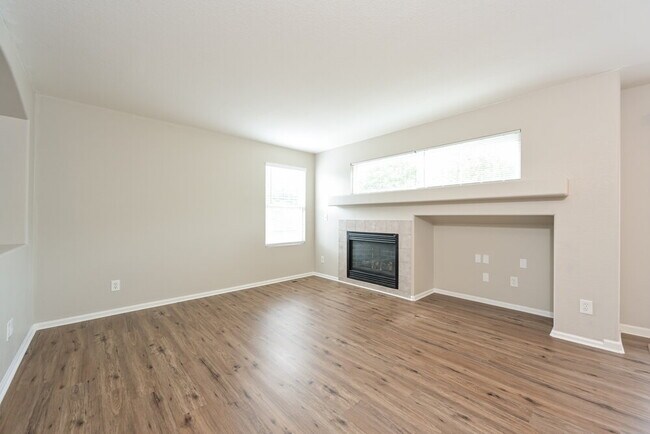 Building Photo - 20194 E Grand Ln