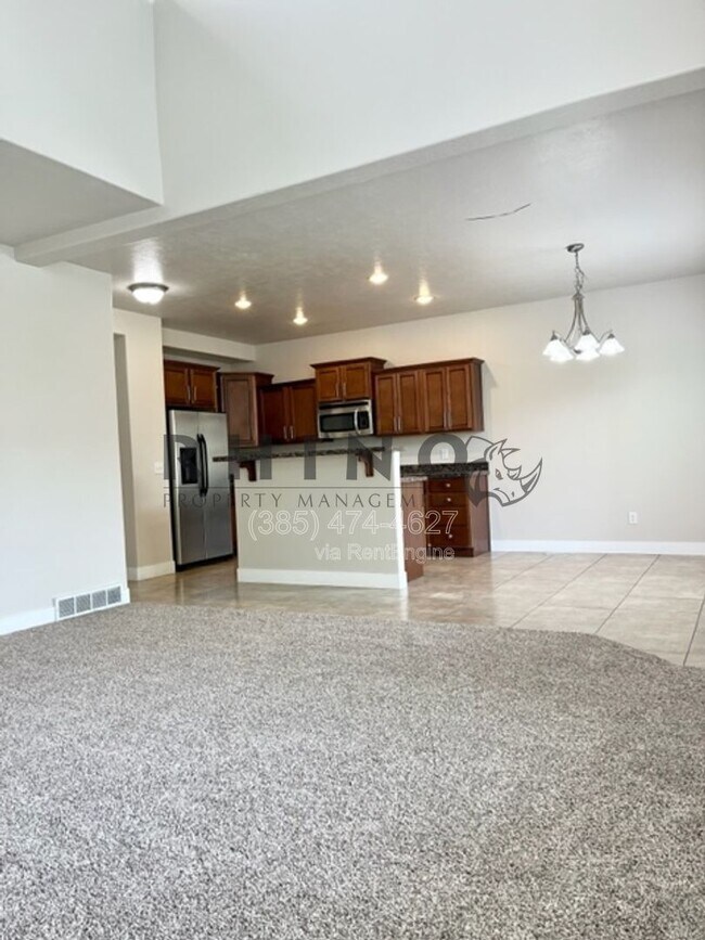 Building Photo - 8974 Quarry Stone Way