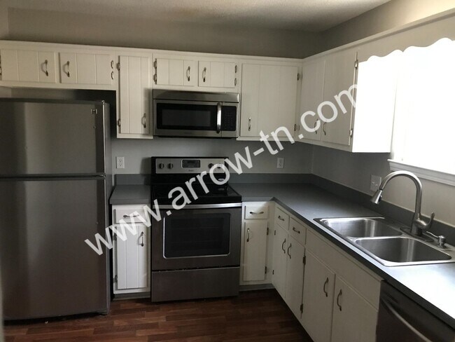 Foto del edificio - 366 Clearwater Dr