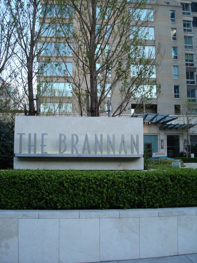 Building Photo - 219 Brannan St