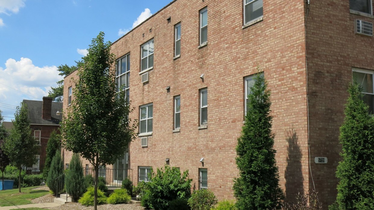 Primary Photo - 5720 Stanton Ave