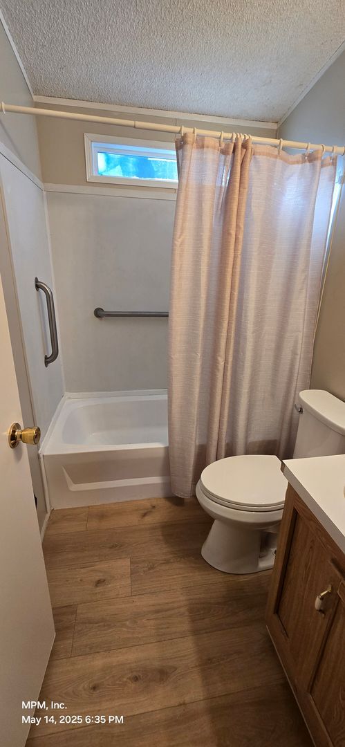 Building Photo - 2 bedroom in the country