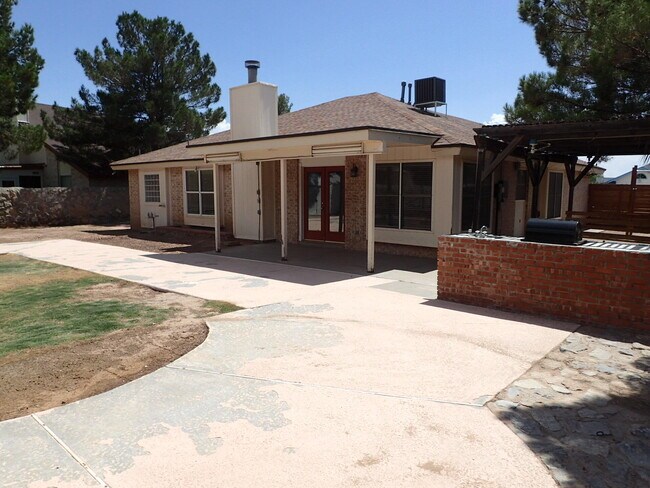 Building Photo - 416 Mercer Ln