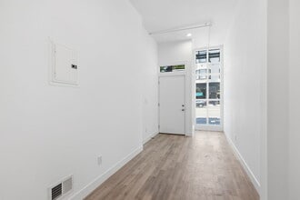 Building Photo - 1549 California St