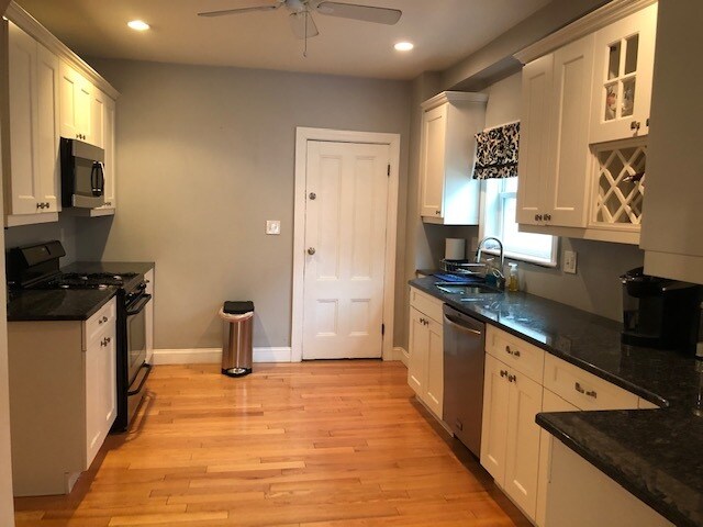 Foto del edificio - 347 Savin Hill Ave