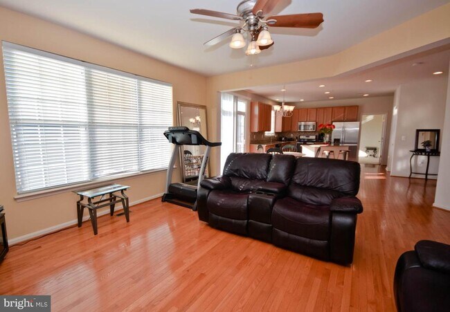 Building Photo - 15308 Commitment Ct
