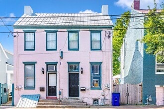 Building Photo - 114 W All Saints St