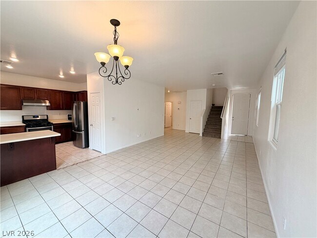 Building Photo - 6212 W Cougar Ave