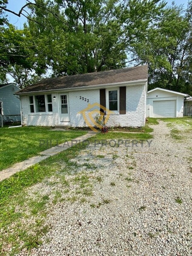 Foto principal - Adorable and Updated in Anderson, 2 Bedroo...