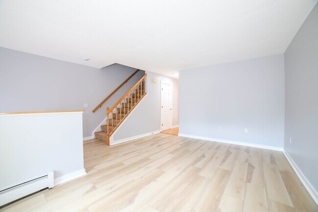 Building Photo - 64 Camelot Dr