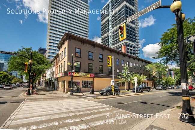 Photo du bâtiment - Furnished Bachelor Apartment - Move-In Ready!