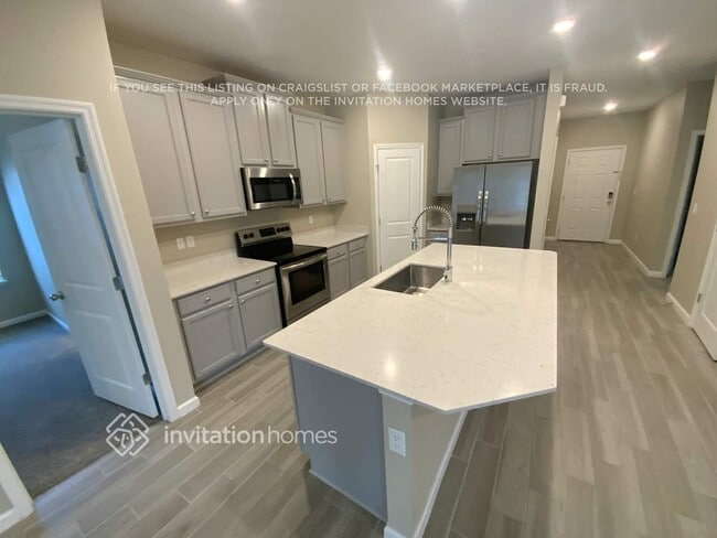 Building Photo - 2571 Laylas Wy