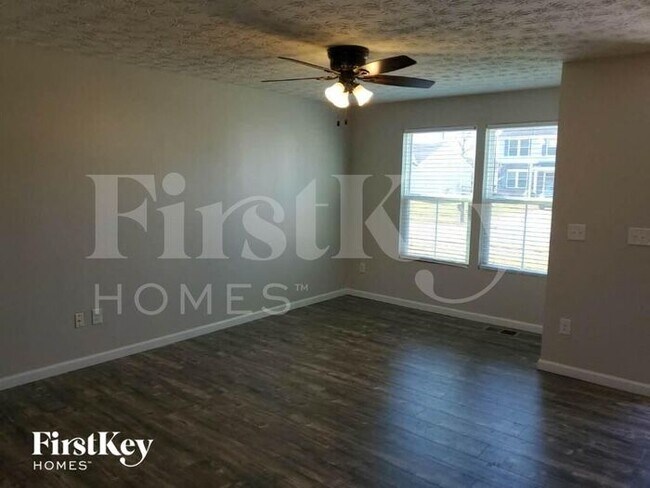 Building Photo - 6151 Woodville Drive