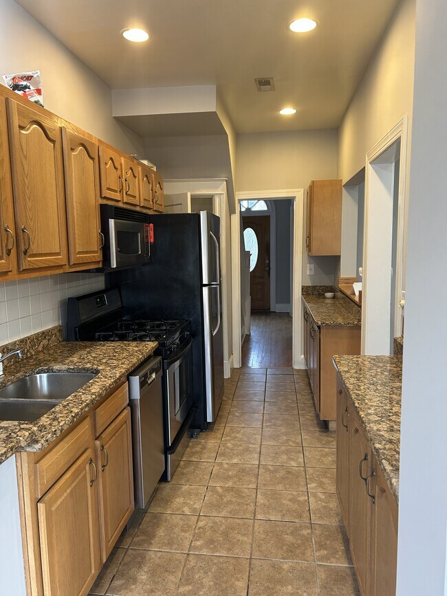 Foto del edificio - 1039 Quebec Pl NW