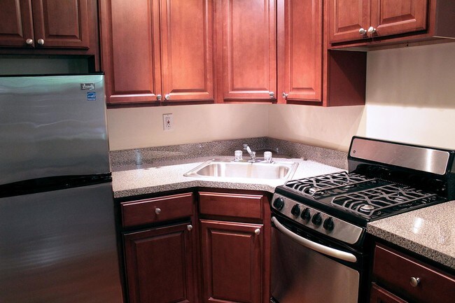 Foto del edificio - 425 E 75th St