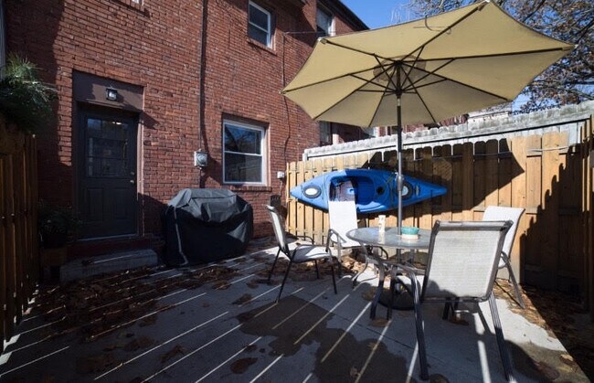 Back patio - 409 Sweetbriar St