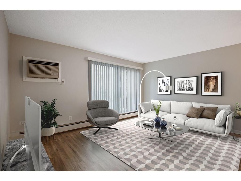 Foto principal - 5315 Minnehaha Ave