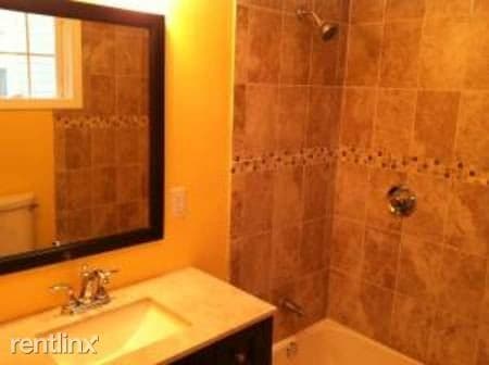 Building Photo - 3 br, 2 bath Apartment - 119 Dexter Ave