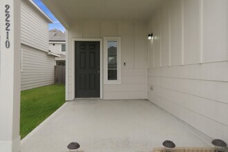 Building Photo - 22210 Great Royal Ln