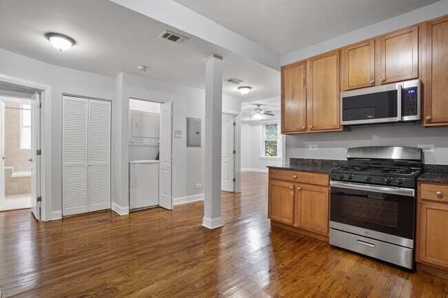 Foto del edificio - 2001 W Jarvis Ave