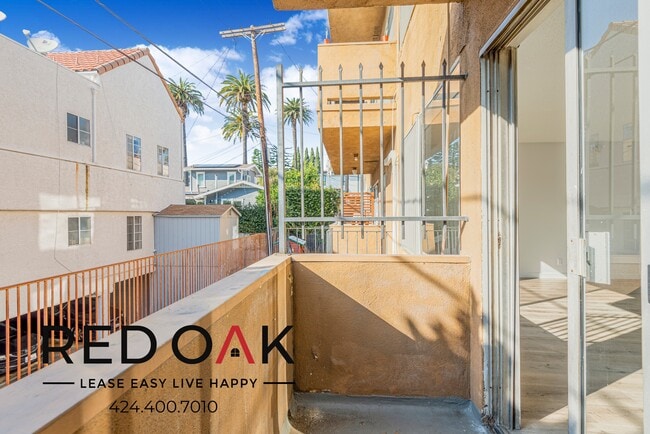 Foto del edificio - 2065 Rodney Dr