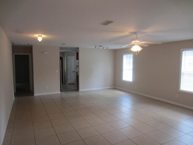 Foto del edificio - 3 Bedroom / 3 Bath House