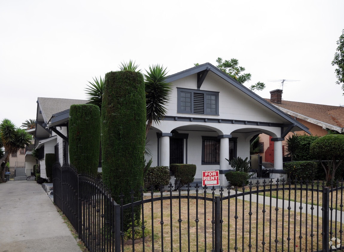 1236 Leighton Ave, Los Angeles, CA 90037 1236 Leighton Ave Los
