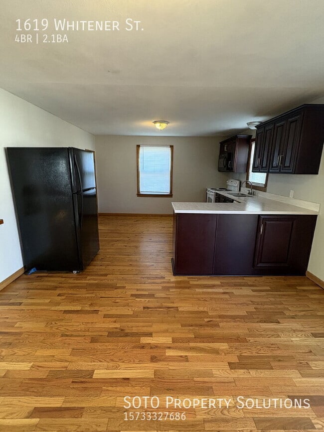 Building Photo - 1619 Whitener St