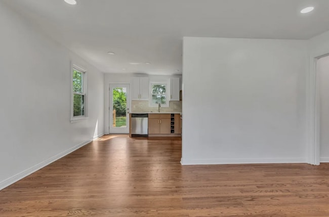 Building Photo - 1923 Overton Dr