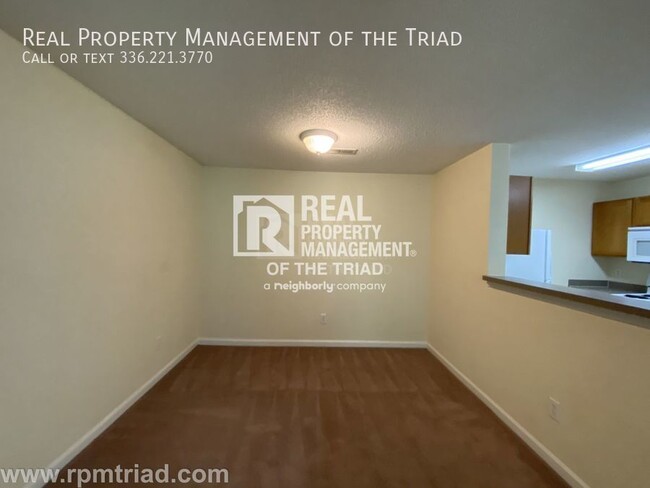 Building Photo - First Floor 2BR/2BA Apartment in Rural Hall!