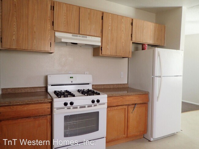 Building Photo - 3 br, 1 bath House - 213 La Mirage Ln