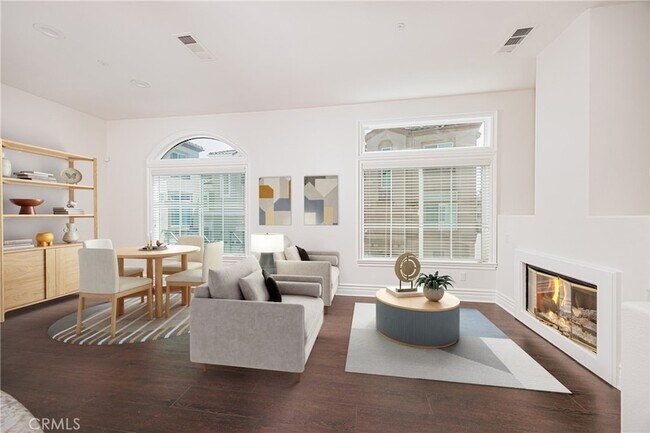 Foto del edificio - 225 Montana Del Lago Dr