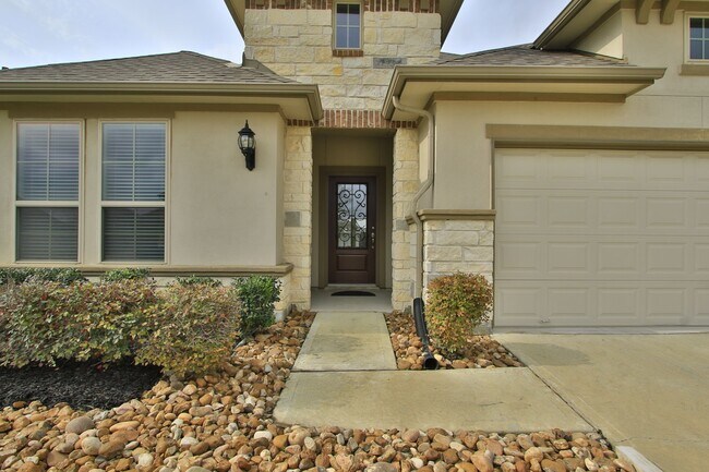 Building Photo - 31611 Lyle Mnr Dr