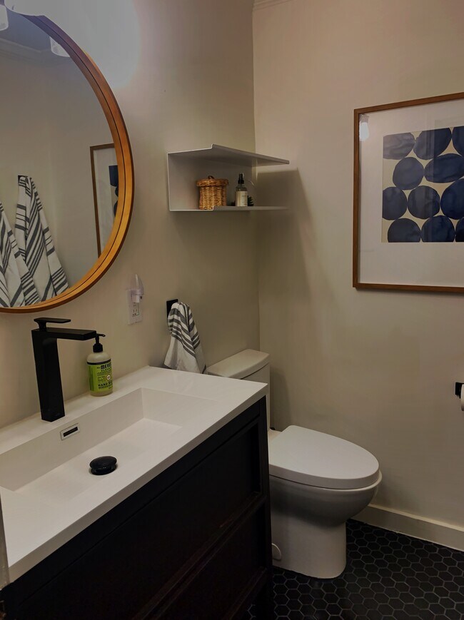 Foto del edificio - 1609 Pierce Avenue Ext