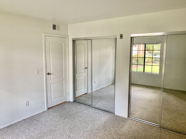 Foto del edificio - Rancho Bernardo 1 Bedroom Condo For Lease ...