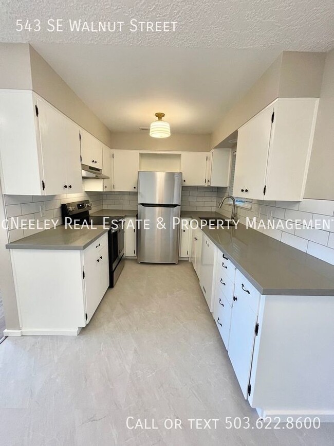 Foto del edificio - Remodeled 2 Bedroom in Downtown Hillsboro