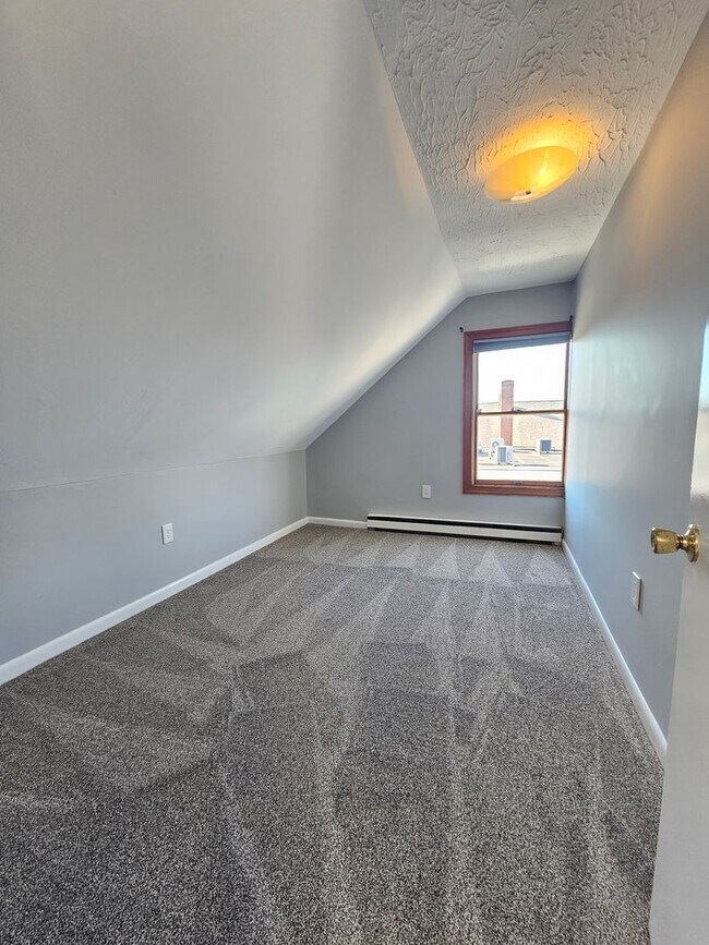 Foto del edificio - 12 South St