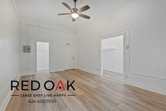 Building Photo - 854 S Oxford Ave