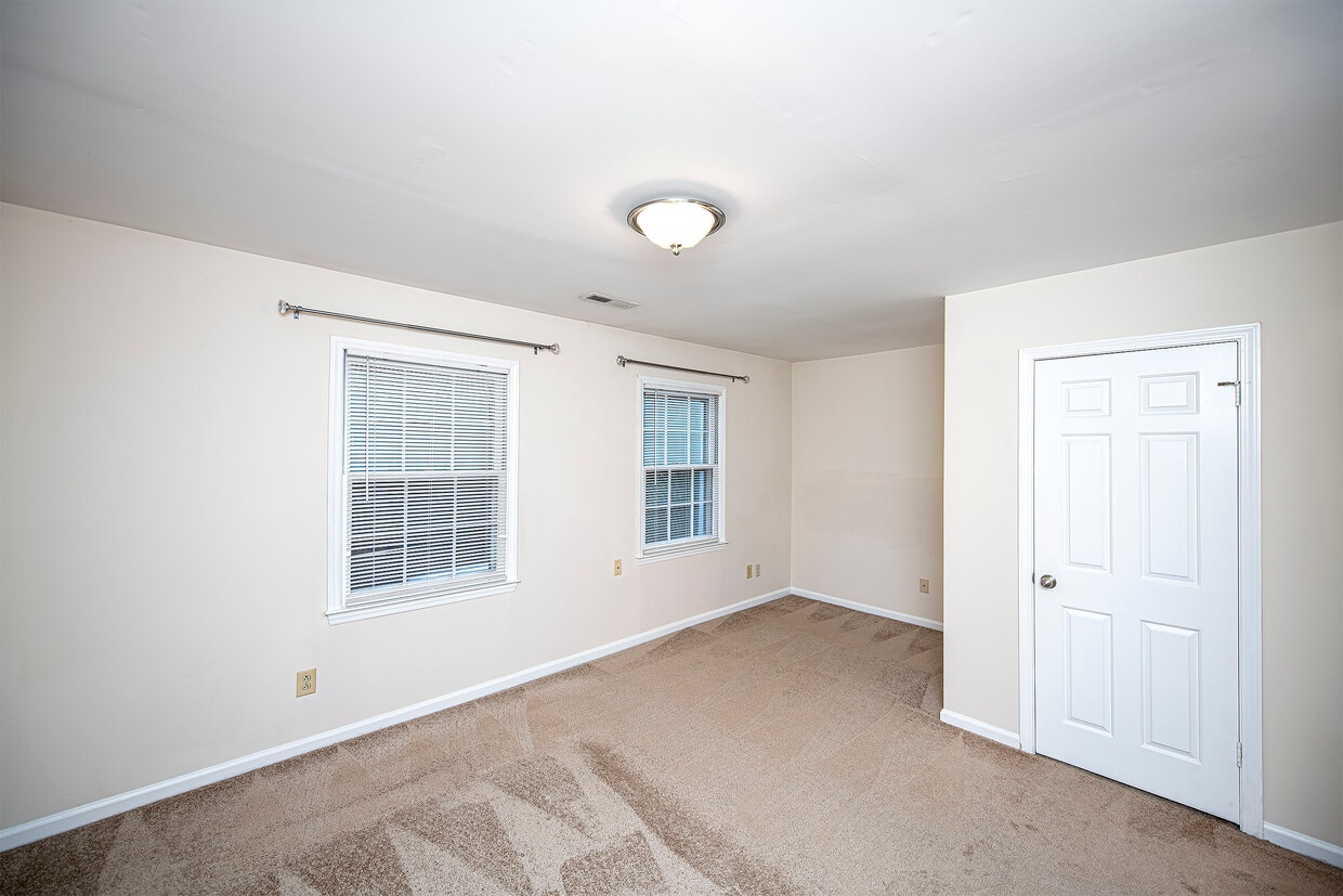 8225 PinevilleMatthews Rd, Charlotte, NC 28226 Townhouse for Rent in